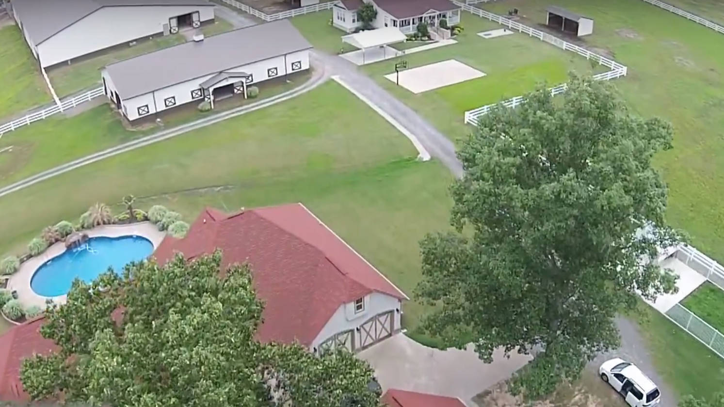 Beautiful horse and cattle ranch El Paso, White County, Arkansas