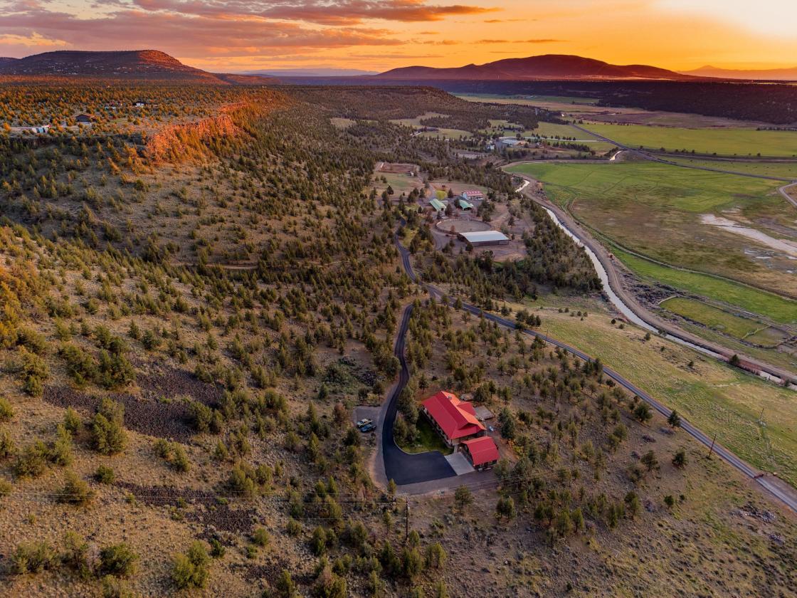 Crooked River Rim Horse Ranch - photo 1