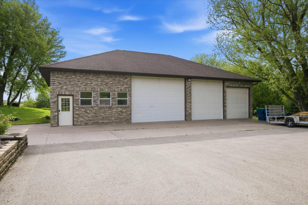 Luxury Equestrian Estate w/ Indoor & New Outdoor - photo 26