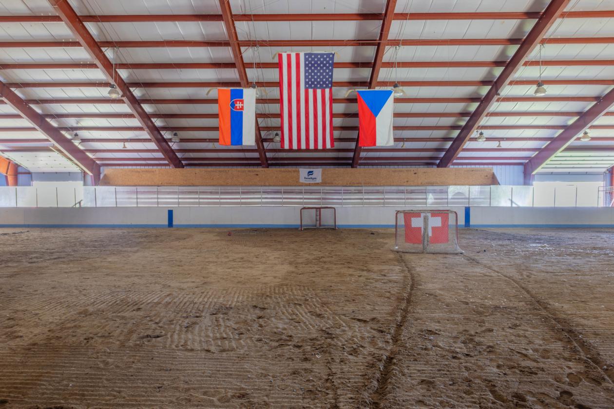 Covered Arena and Rural School on 49 Acres - photo 9