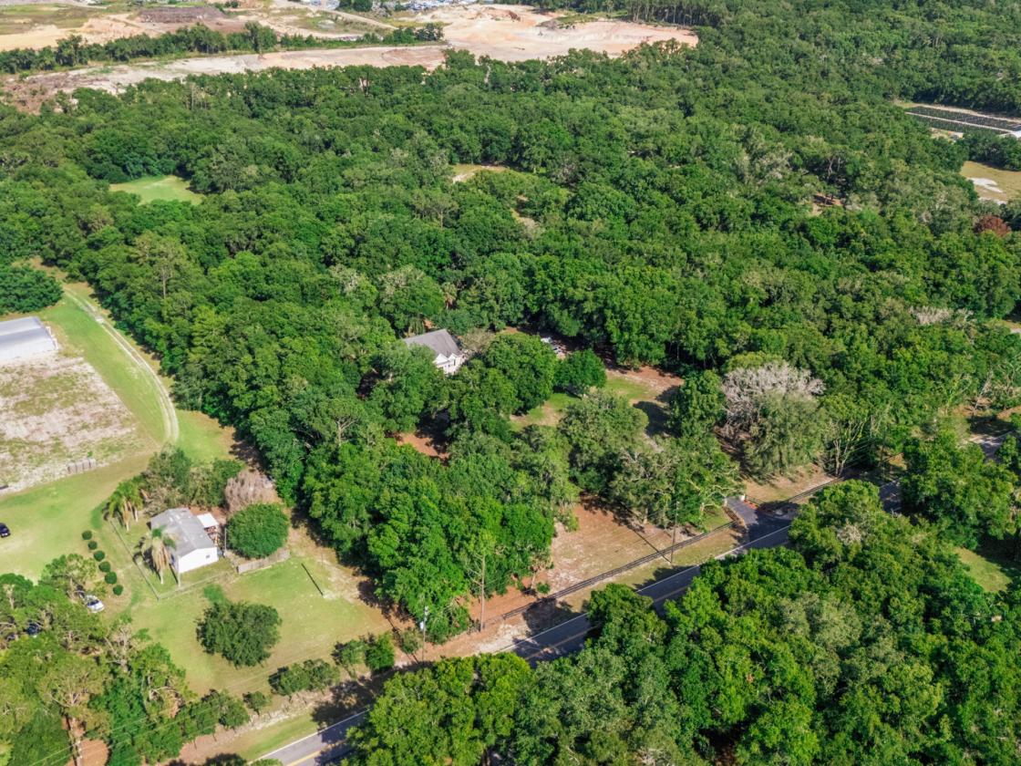 Equestrian Living on 10 Private Gated Acres - photo 26