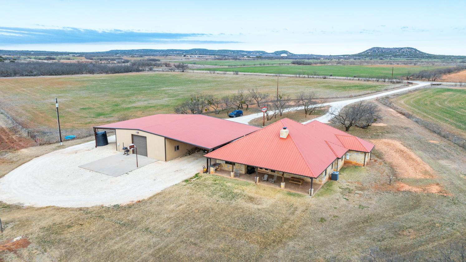 Custom-built Texas Ranch Property in Jim Ned ISD - photo 12