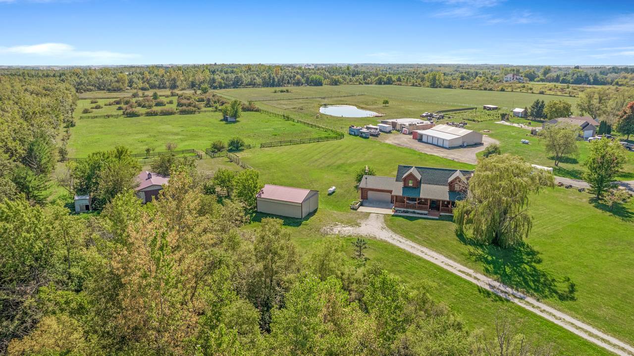 Horse Property for sale.