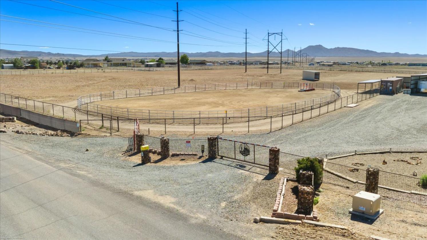 Space to Roam. Built for Horses. 10 Acres For You! - photo 23