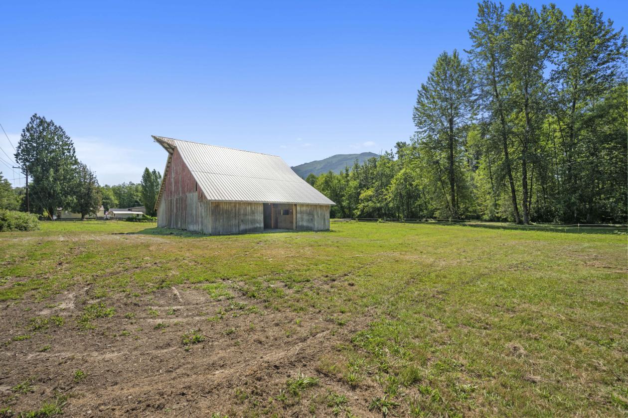 Updated Farmhouse Equestrian Estate - photo 28