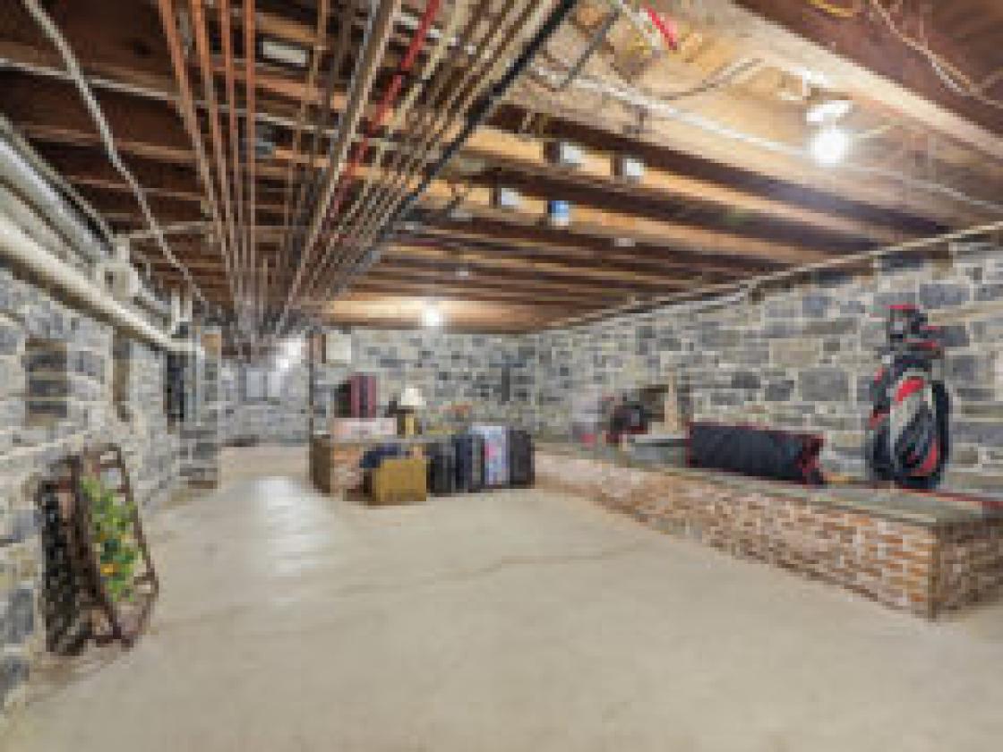 Once in a lifetime property! - photo 12