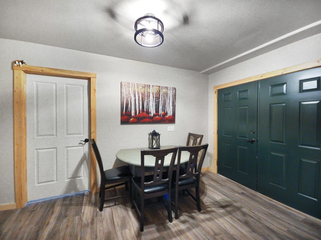 North Fork Valley Gem with Views and Privacy - photo 26