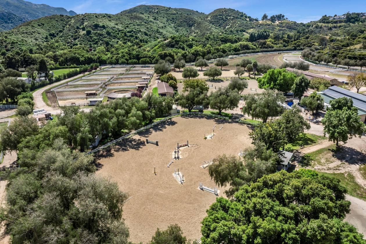 Home & Equestrian Facility-20 Acres-Hidden Valley - photo 10