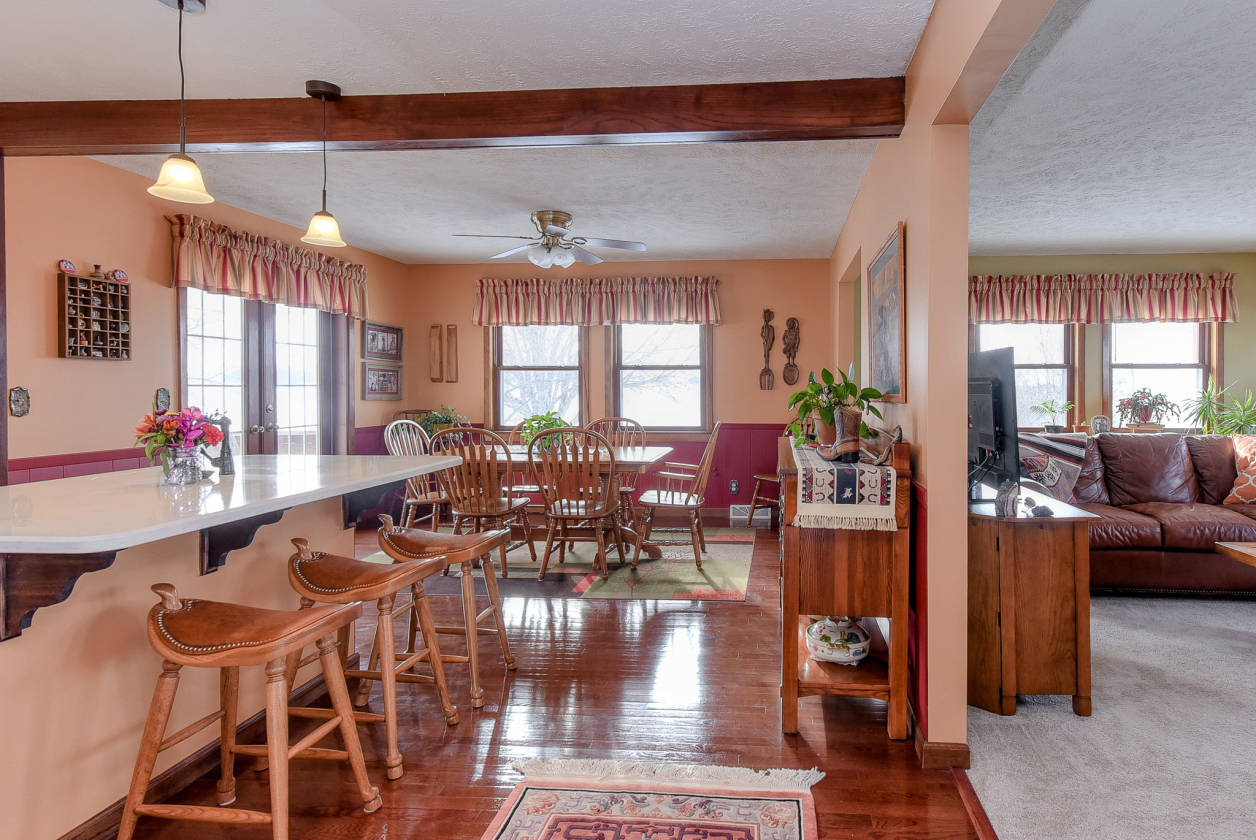 AMAZING ELKHORN ACREAGE READY FOR YOUR HORSES!! Elkhorn, Douglas