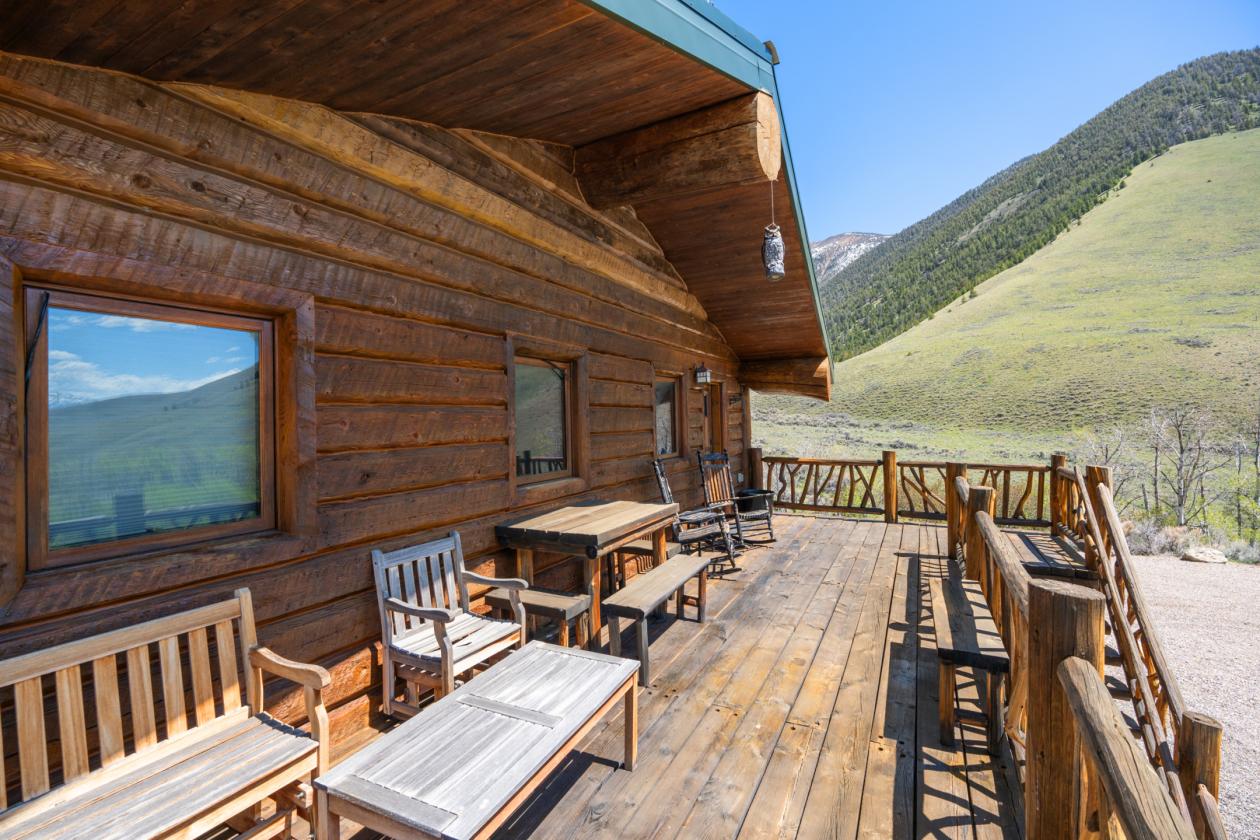 Private Idaho Retreat on 325 acres! - photo 9