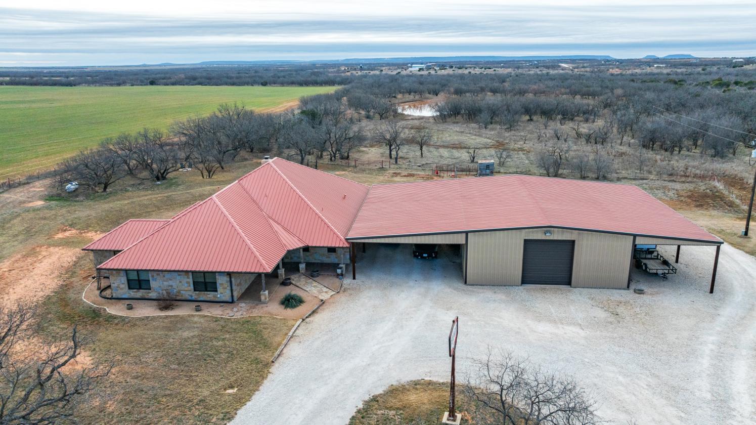 Custom-built Texas Ranch Property in Jim Ned ISD - photo 14