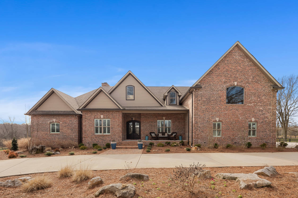 Impeccable Luxury Home on 62 Acres of Tennessee Countryside Cross