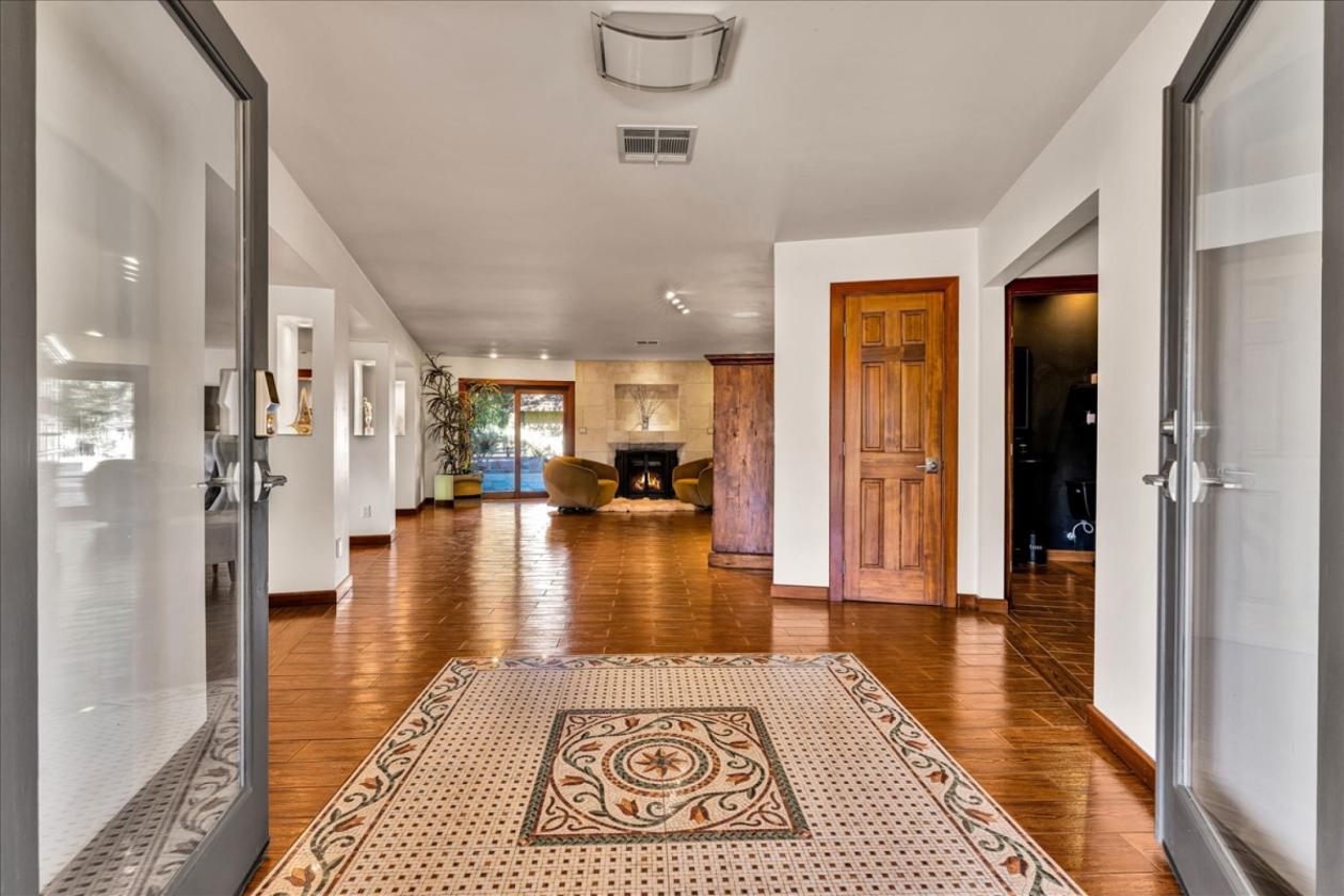 Premier Equestrian Estate in Southern CA - photo 20