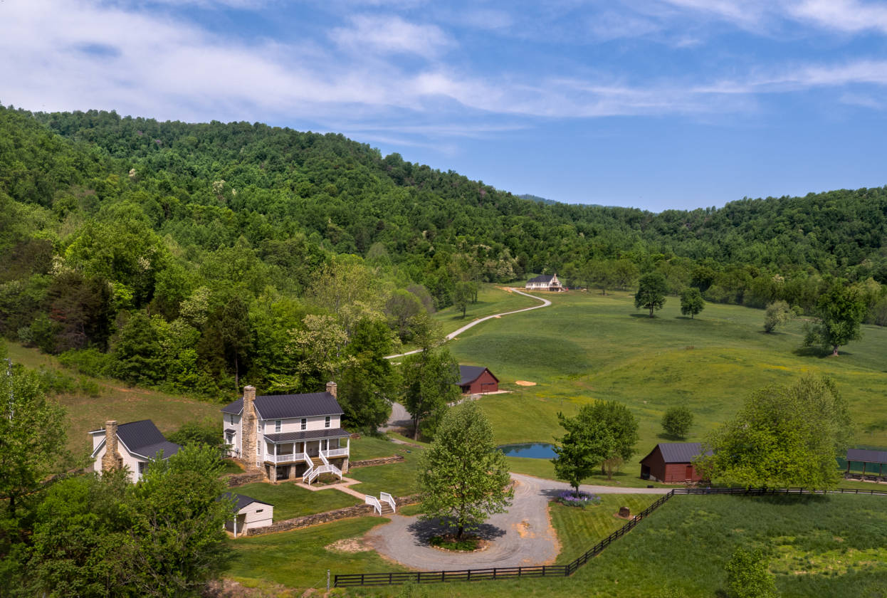 Luxury Equestrian Estate in the beautiful Blue Ridge Mountains ...