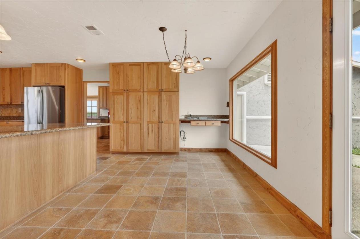 Spectacular horse property with ocean views! - photo 25
