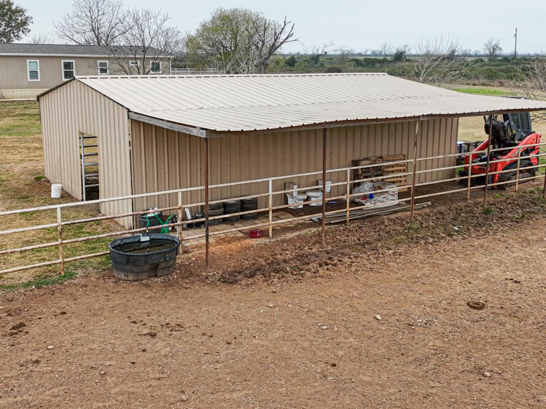 10 Acre Equestrian/Livestock Property - photo 16