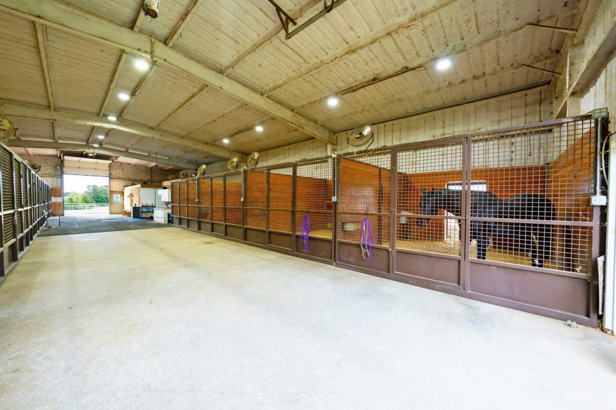 Acreage Estate with Pond and Stable - photo 26