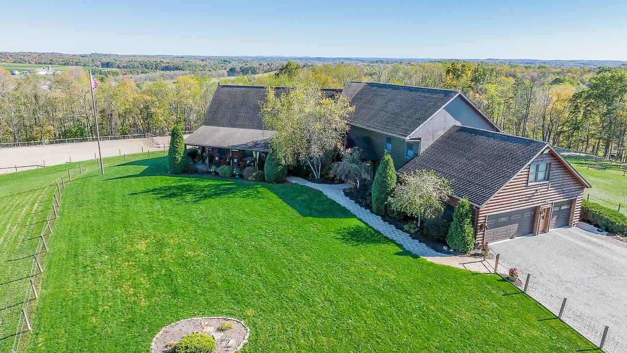 Horse Property for sale.