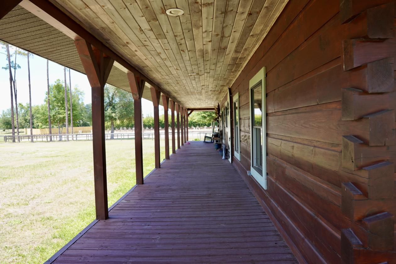 Exceptional gated equestrian estate - photo 16