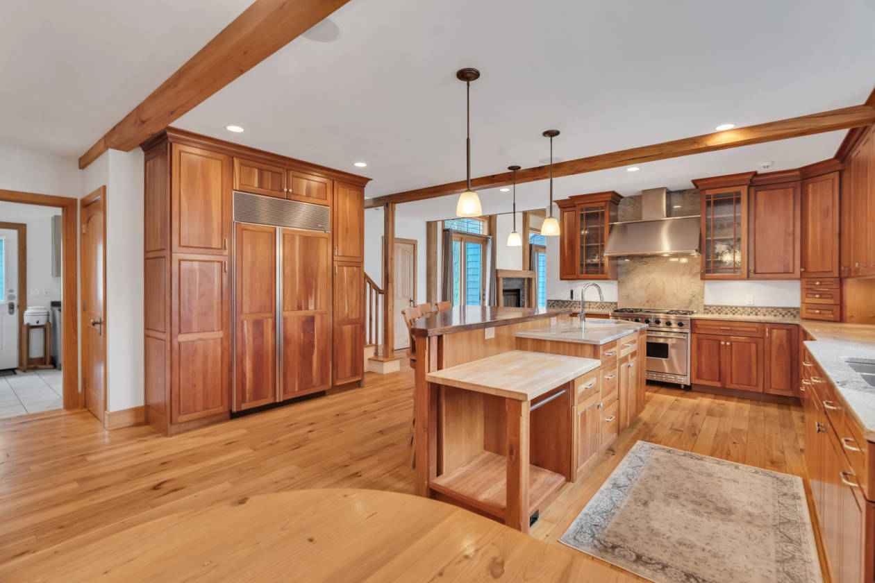 Private Estate on 16 Acres Killingworth, Middlesex County