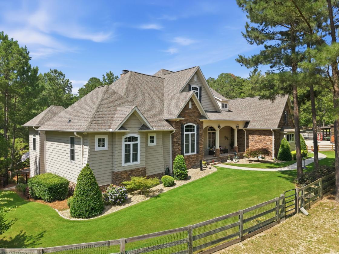Luxury Equestrian Estate with Covered Arena - photo 1