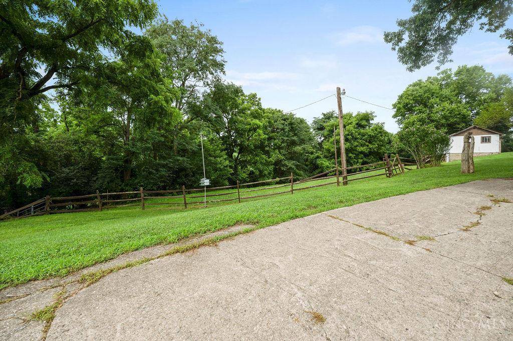 Tranquil country sanctuary on 12 acres - photo 17