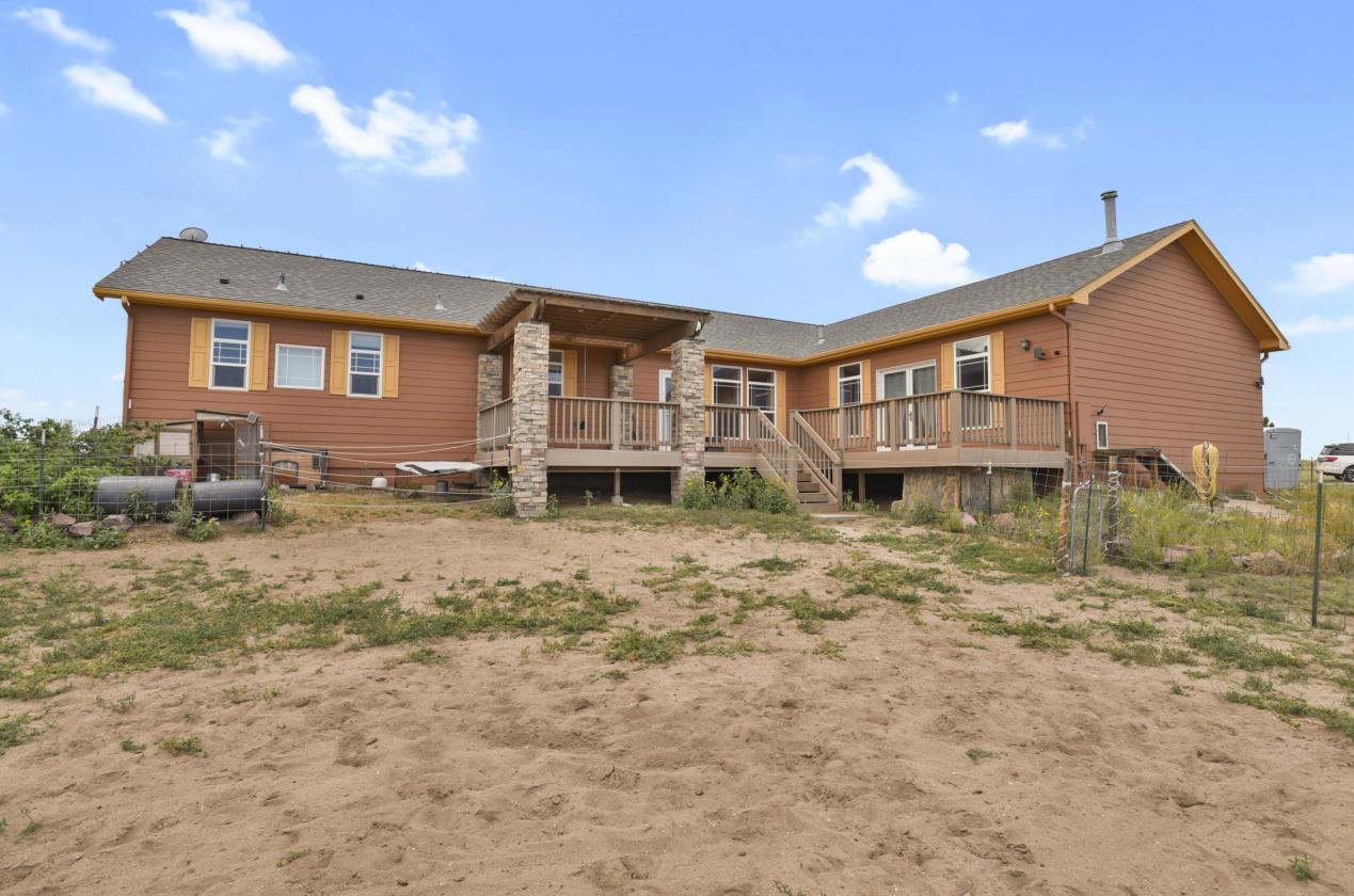 Equestrian Property for the Horse Enthusiast - photo 23