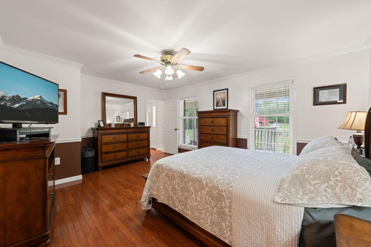 The Quintessential Country Estate - photo 9