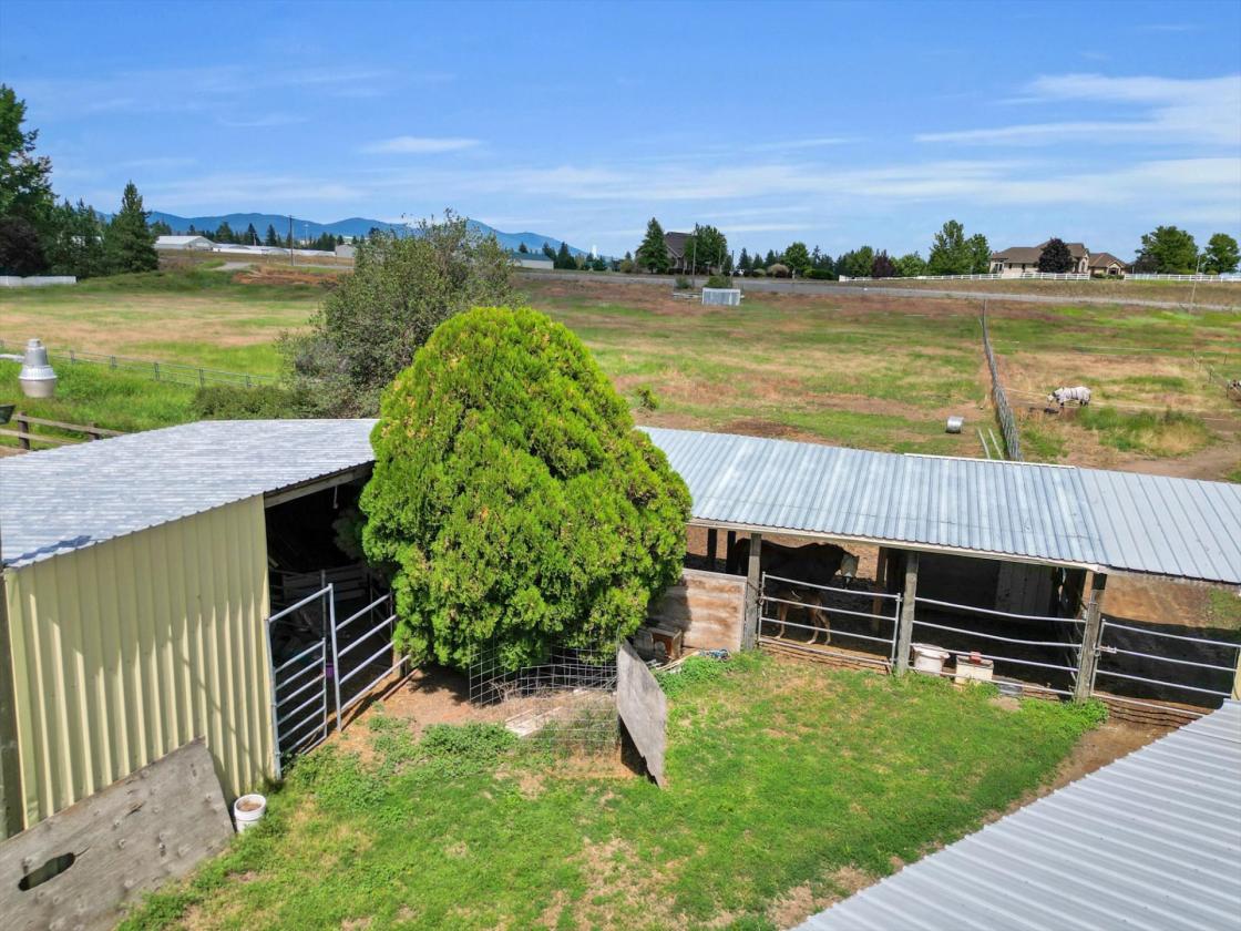 Turnkey Equestrian facility on Idaho/WA State line - photo 15
