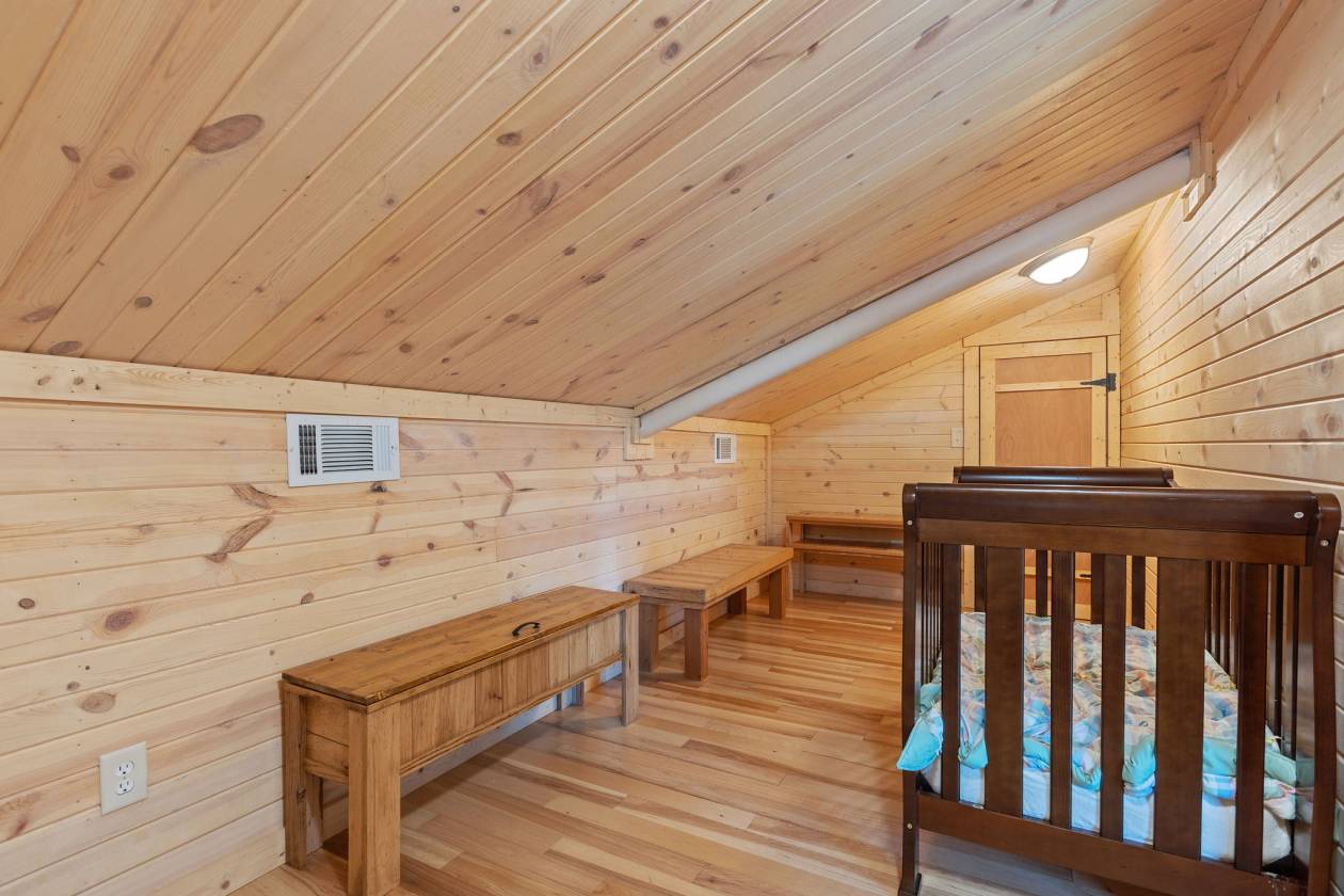 NEW PRICE! 38 ACRE HORSE FARM! - photo 16