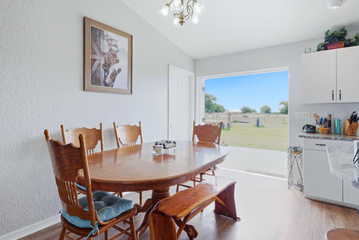 Horse Property with charm - photo 14