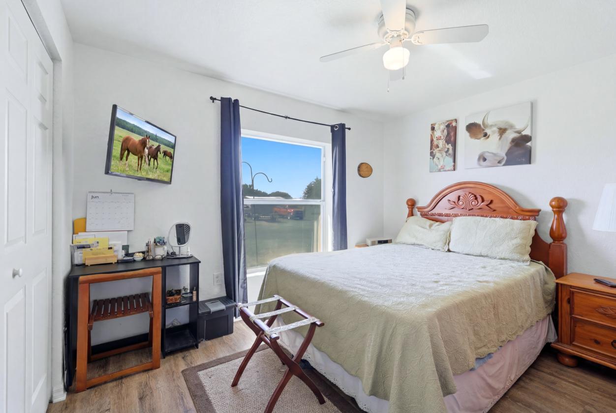 Horse Property with charm - photo 24