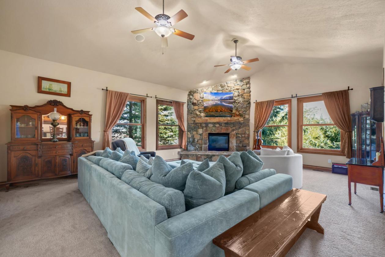 Exceptional 5+ Acre Equestrian Estate with Pool - photo 24