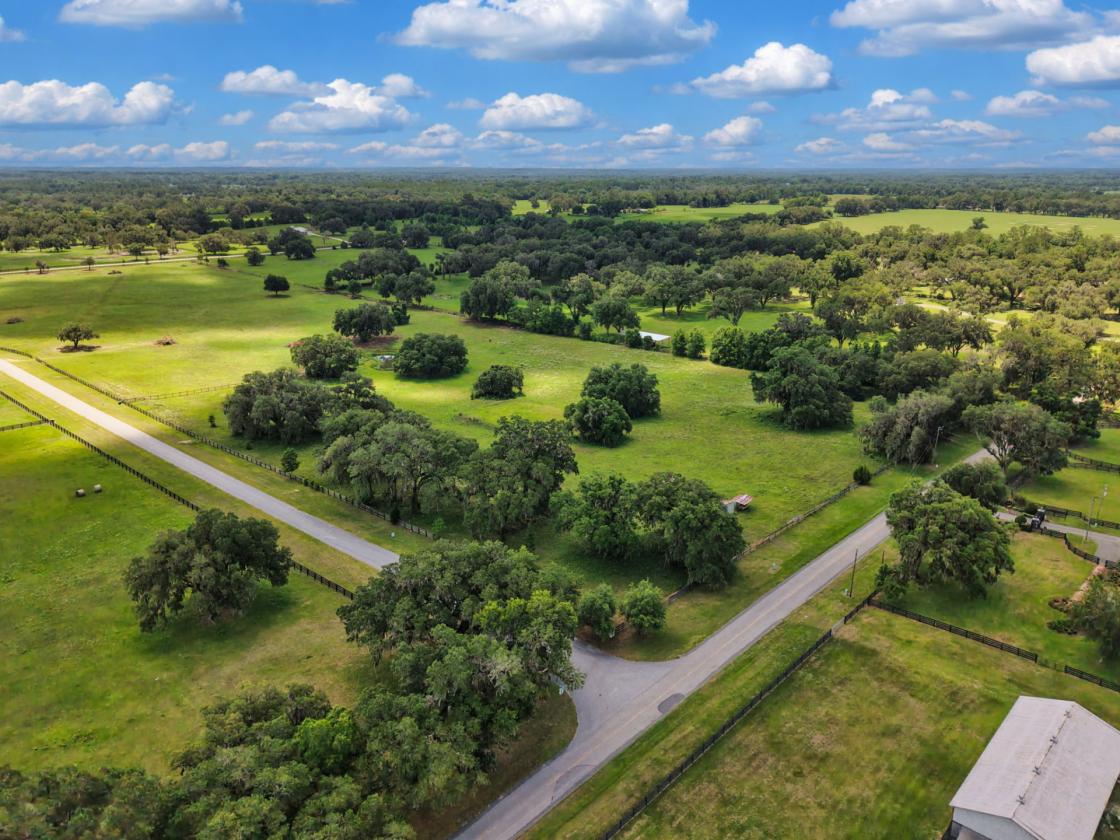 10 ACRES IN GATED EQUESTRIAN COMMUNITY - photo 1