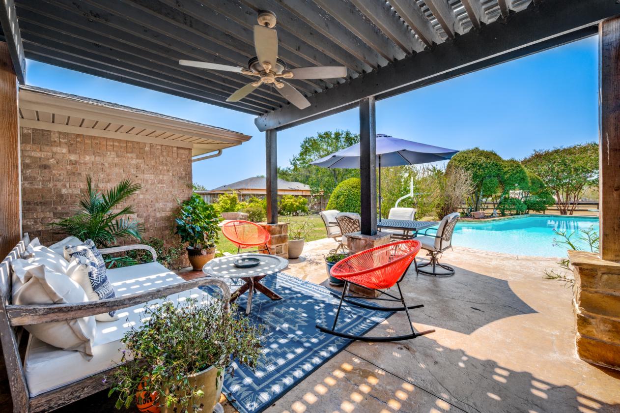 Horse property in the heart of the city - photo 28