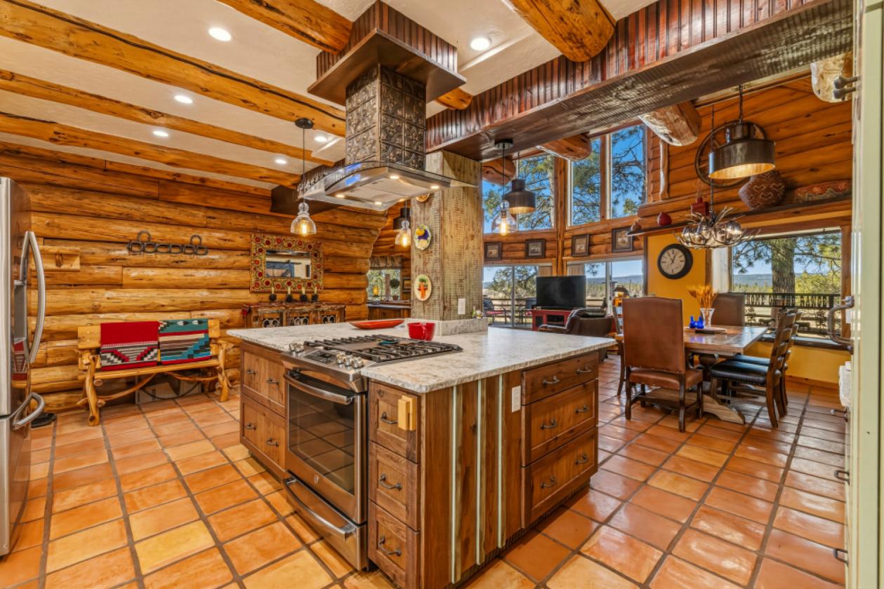 40 ACRE IRRIGATED FARM WITH CUSTOM LOG HOME - photo 13