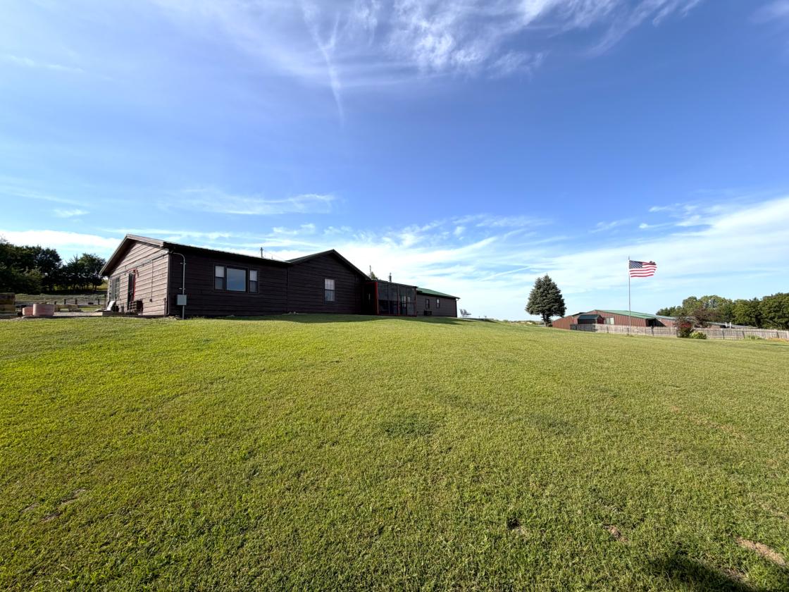Brush Creek Ranch - photo 4
