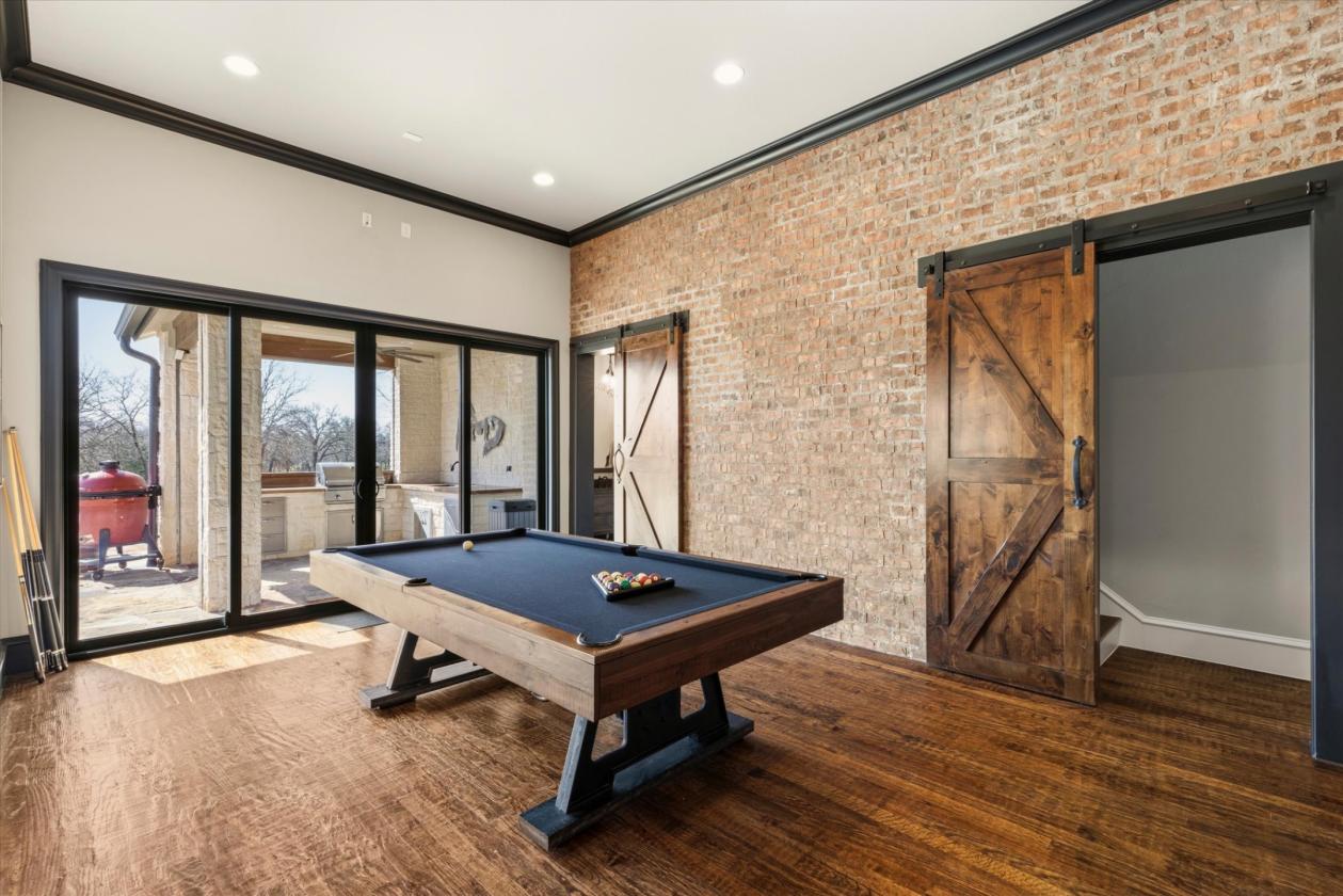 The perfect luxury home with privacy - photo 14