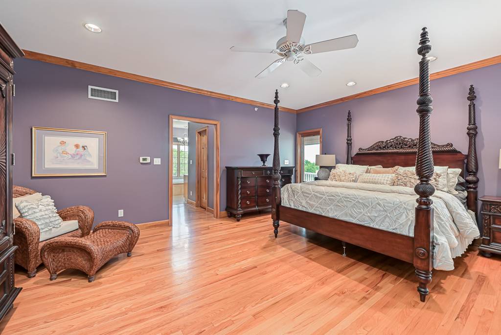 Exquisite Custom Ranch on 81.7 Acres - photo 19
