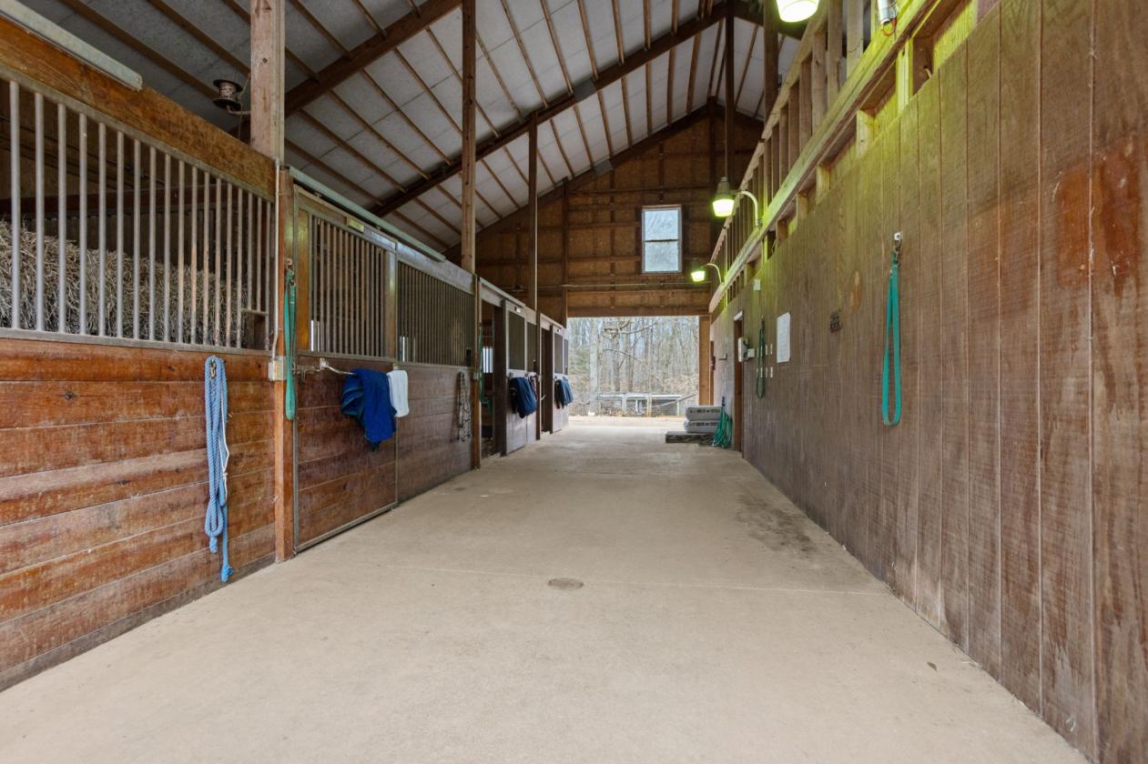 Exceptional Equestrian Estate - photo 27