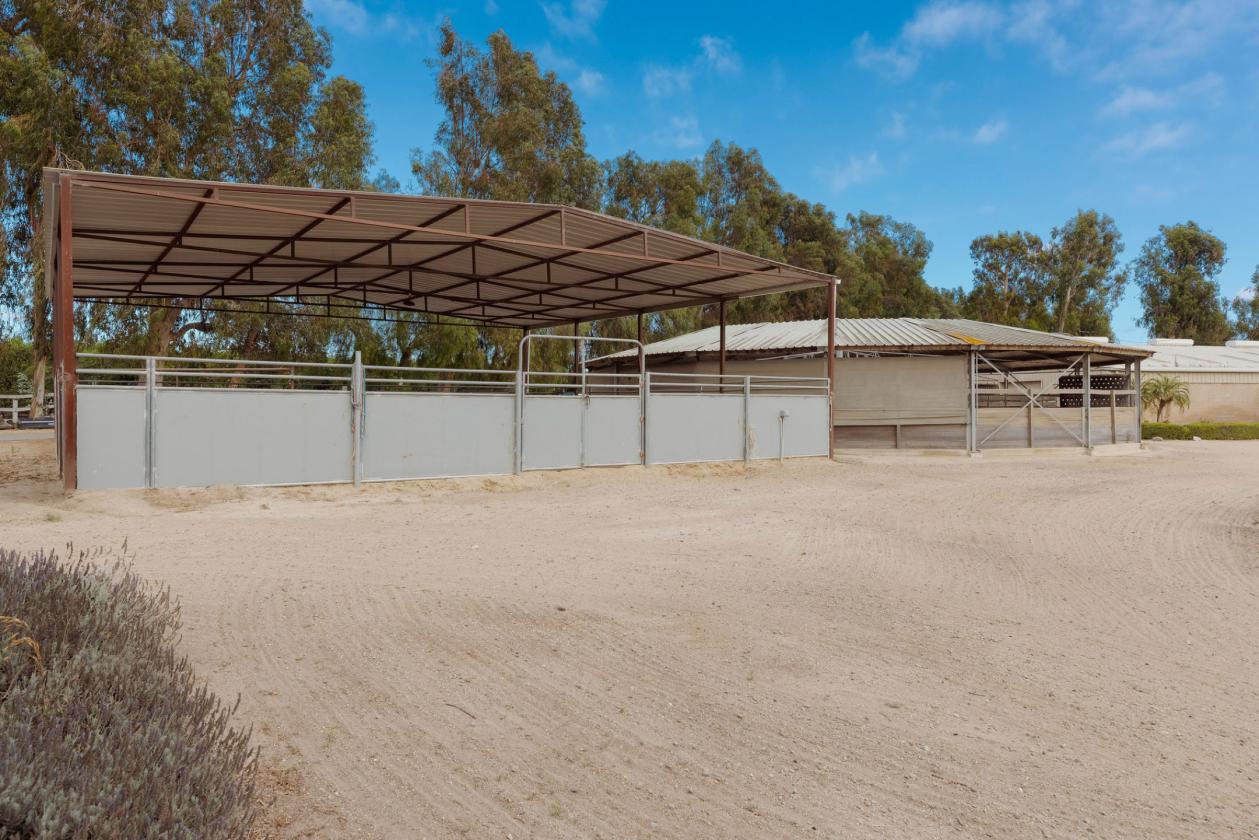 25 Acre Residential & Equestrian Facility - photo 17