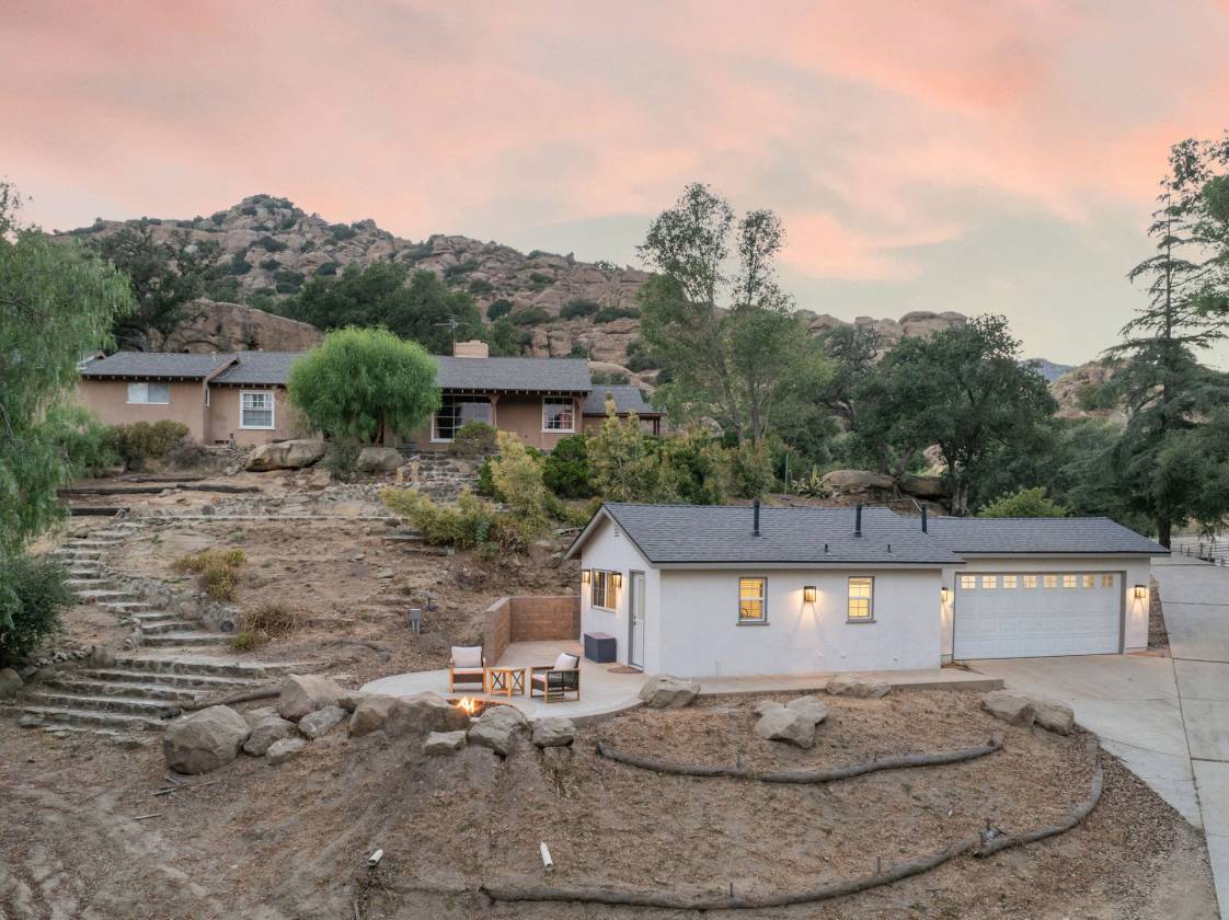 Serene 8-Acre Equestrian Retreat - photo 1