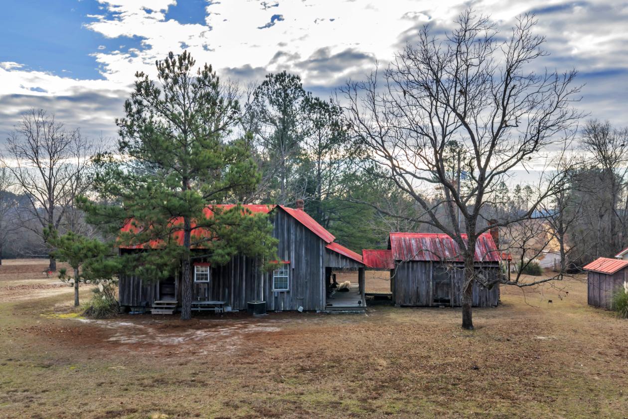 88.95 acres and 3 homes on this secluded property! - photo 27