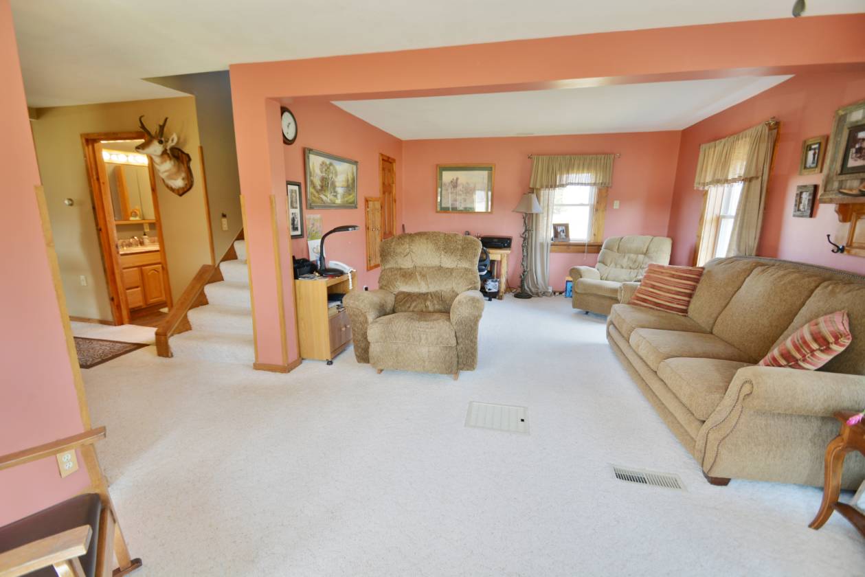 37 Acre Hobby Farm Hillman, Morrison County, Minnesota