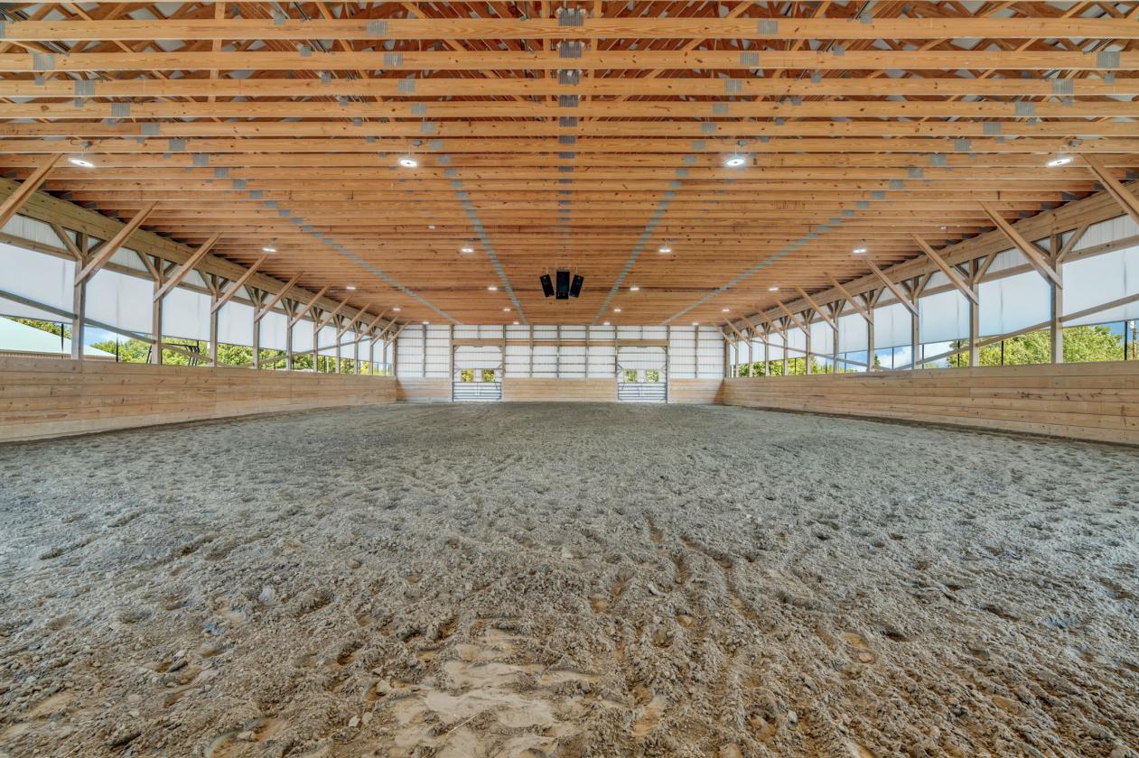 Arena's/Rodeo show & Event Venue almost 100 acres - photo 3