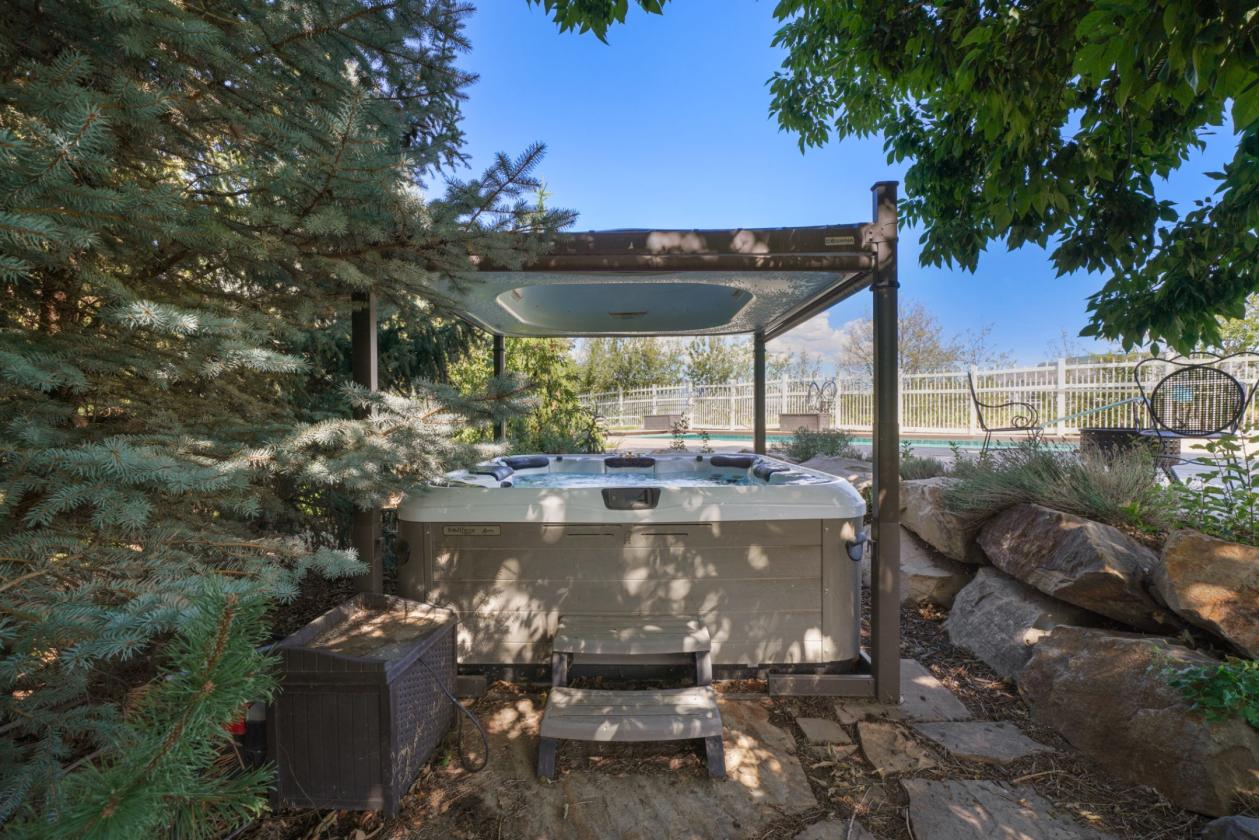 Exceptional 5+ Acre Equestrian Estate with Pool - photo 19