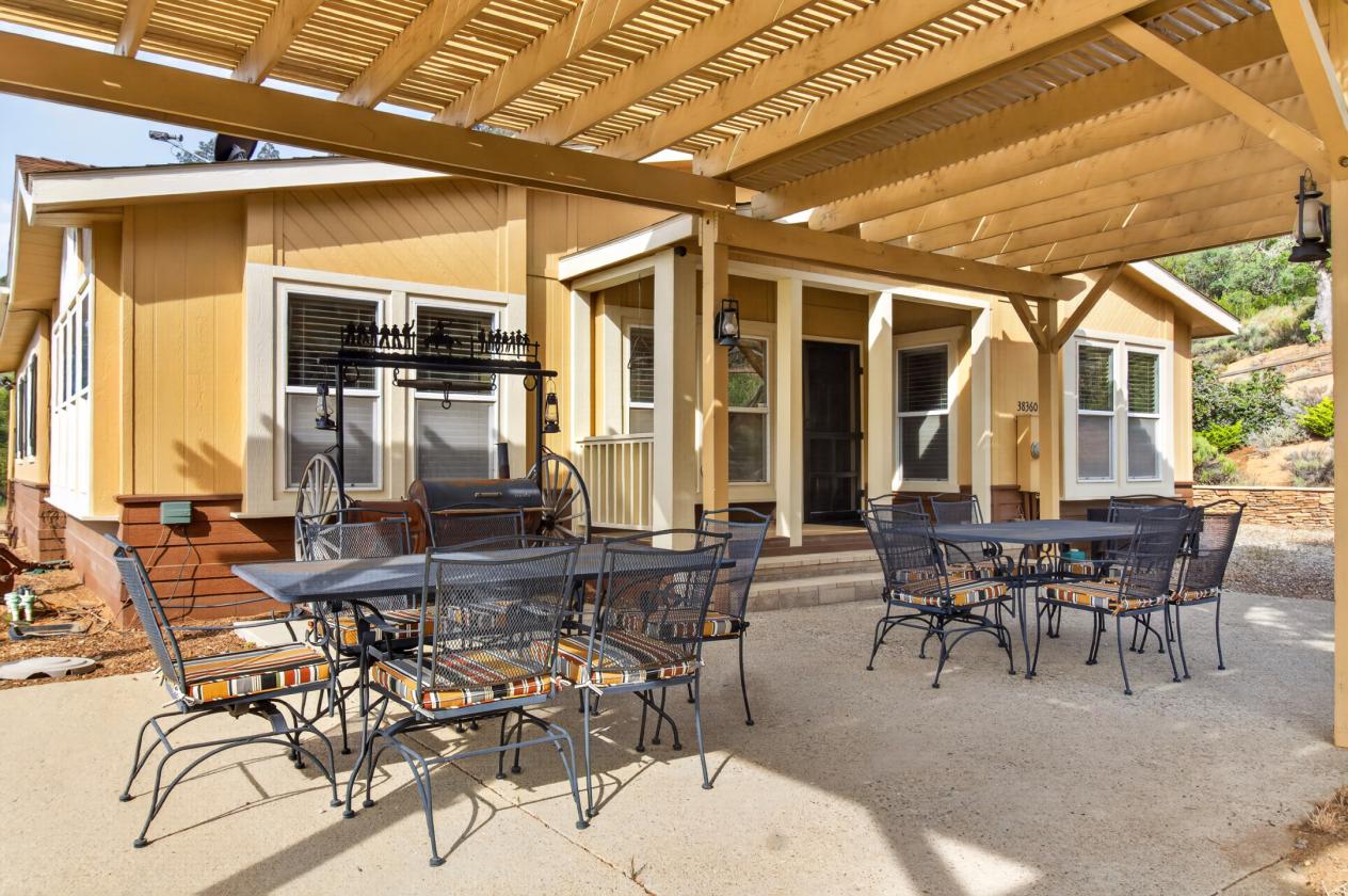 Exquisite 23.6 Acre Equestrian Estate - photo 10