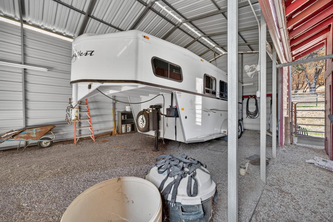 First Time On Market - The Potter Ranch - photo 6