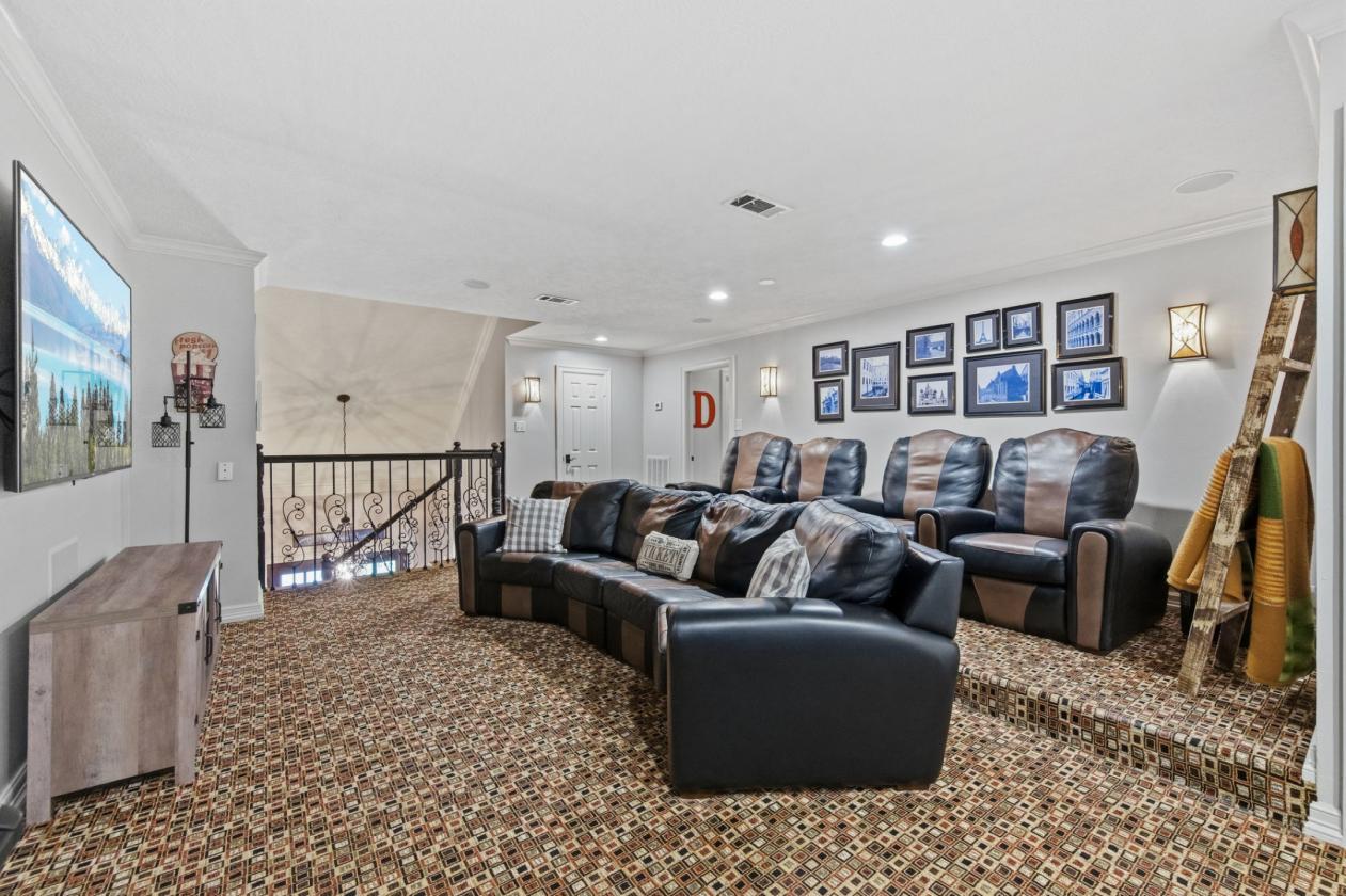 Extraordinary Luxury Equestrian Retreat on 7.1 AC - photo 14