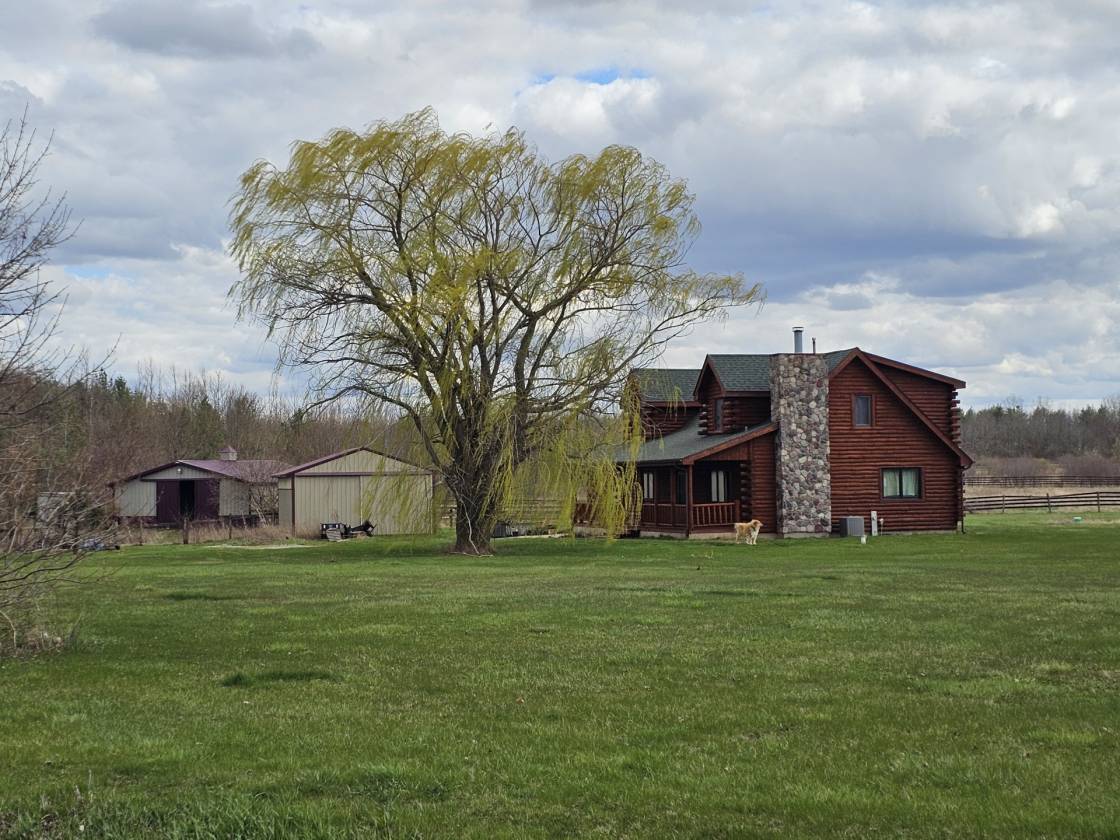 Horse Property for sale.